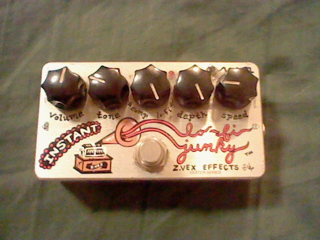 zvex